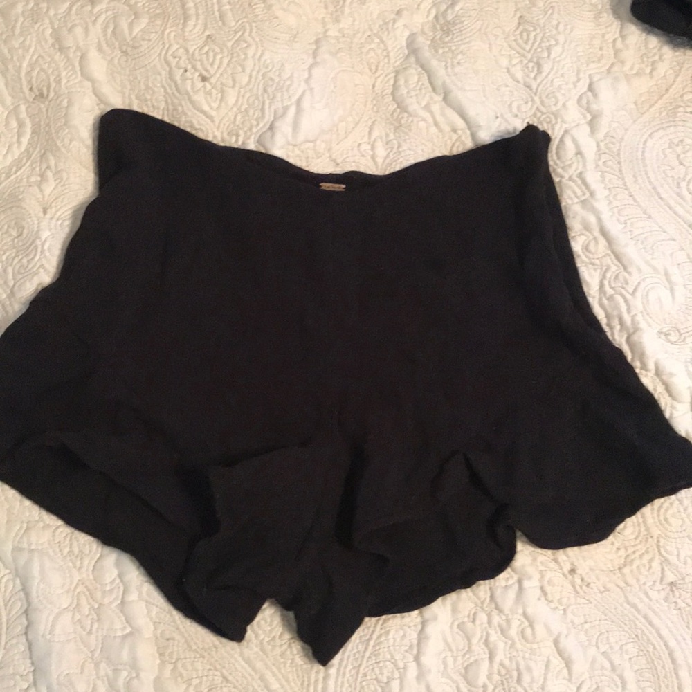 black fp shorts